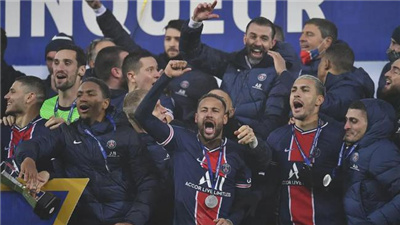“大巴黎”击败马赛获得法国超级杯冠军 连续第八次获得该项赛事冠军
