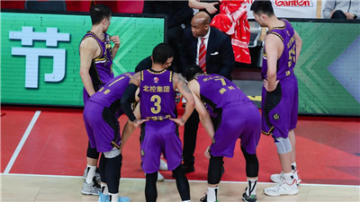 CBA综合消息:北控笑傲“北京德比” 状态低迷的新疆队不敌深圳遭遇三连败