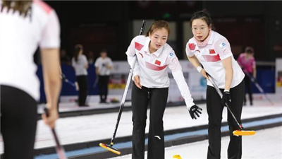 女子冰壶世锦赛:俄罗斯虽遭遇首败但仍率先锁定2022年北京冬奥会参赛席位