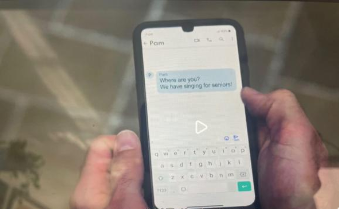 iPhone 14新渲染设计图出炉:正面去刘海,后摄模组与玻璃后盖完全持平