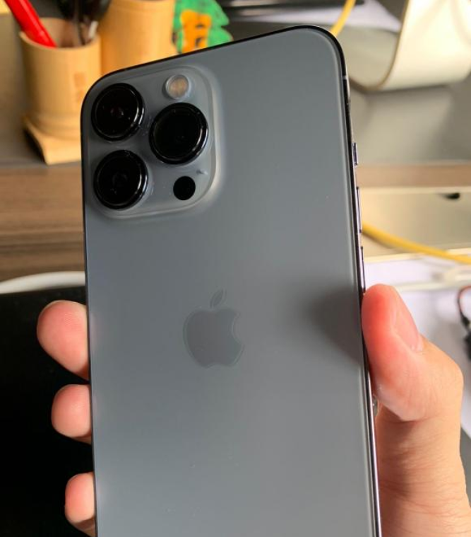 iPhone 13支持第三方维修换屏!iOS 15.2测试版更新后FaceID将不能被使用