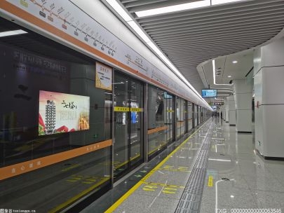 天津地铁6号线二期车辆在保税区成功下线