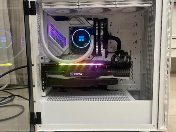 Intel、AMD合体处理器Kaby Lake-G复活:采用MCM封装,性能炸裂
