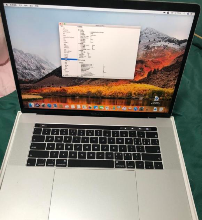 苹果承认新款MacBook ProSD读卡器插槽出问题 支持免费修/换