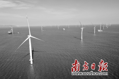 汕头首个海上风电项目——大唐南澳勒门I项目全部风机吊装完成  