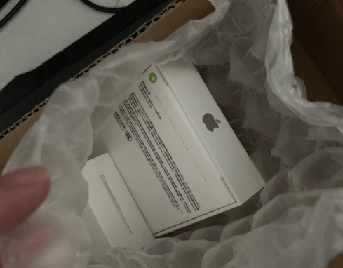 iPhone 13配个多口USB PD快充:实测充58%电量仅需30分钟