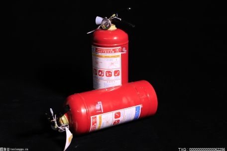 干粉灭火器使用范围 干粉灭火器使用范围和特点介绍
