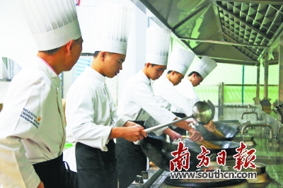 第二届英州人才节之2021年粤菜烹饪大师研讨会在连樟村落幕