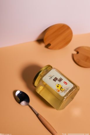 蜂蜜可以治疗咳嗽吗 蜂蜜可以治疗便秘吗 蜂蜜水是用热水还是冷水