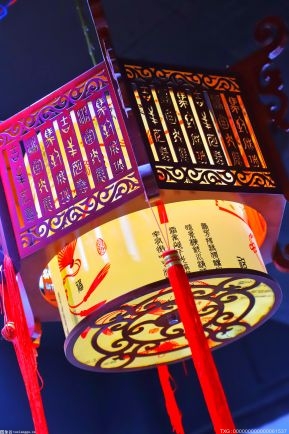 历史悠久的秦淮灯彩 又流传着多少美丽传说？