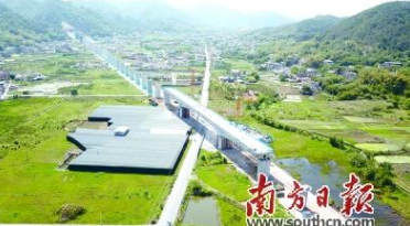 梅龙铁路（梅县段）路基工程完成80%  