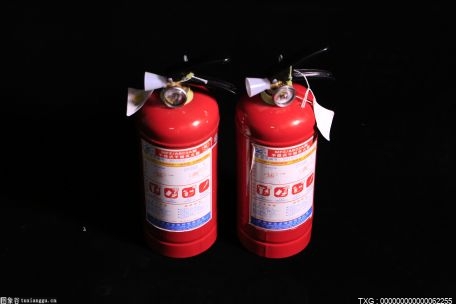 扑救精密仪器火灾优先选什么灭火器 泡沫灭火器适用于哪些火灾