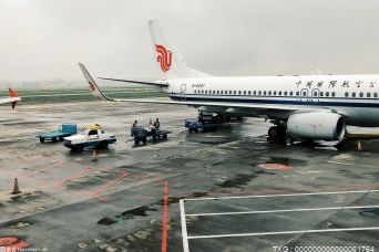 波音737系列飞机是哪个国家制造的 波音公司简介